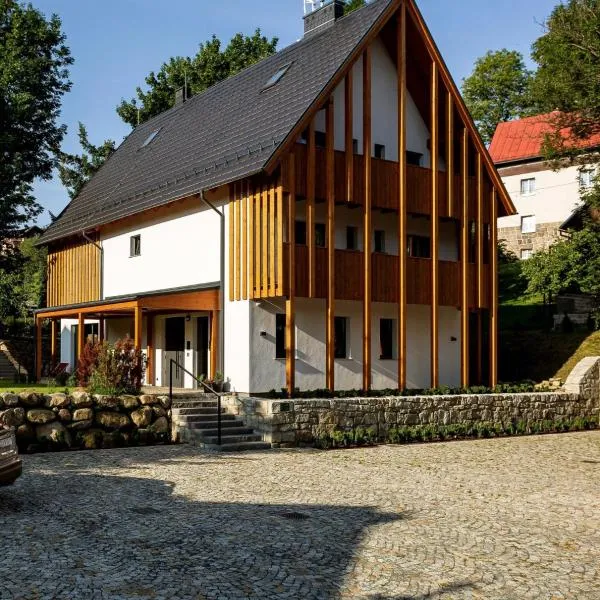 DOM GÓRY LAS - ADULTS - w kameralnej okolicy centrum Karpacza, Hotel in Karpacz