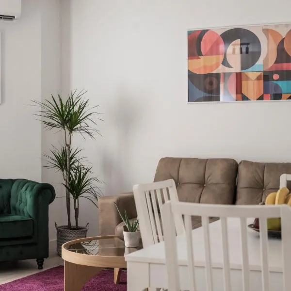 Latova Chic NEW Luxury Apartments - Prime location, хотел в Загреб