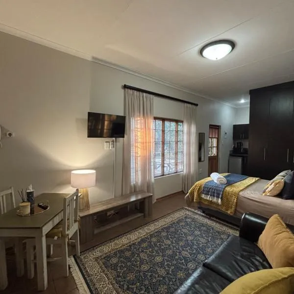 Cosy self-catering flat，位于布隆方丹的酒店