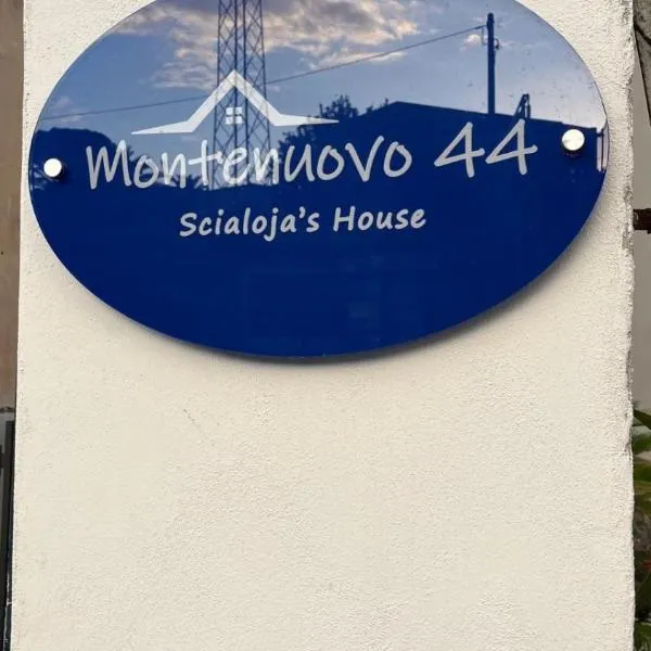 Hotel Montenuovo 44, hotell sihtkohas Pozzuoli
