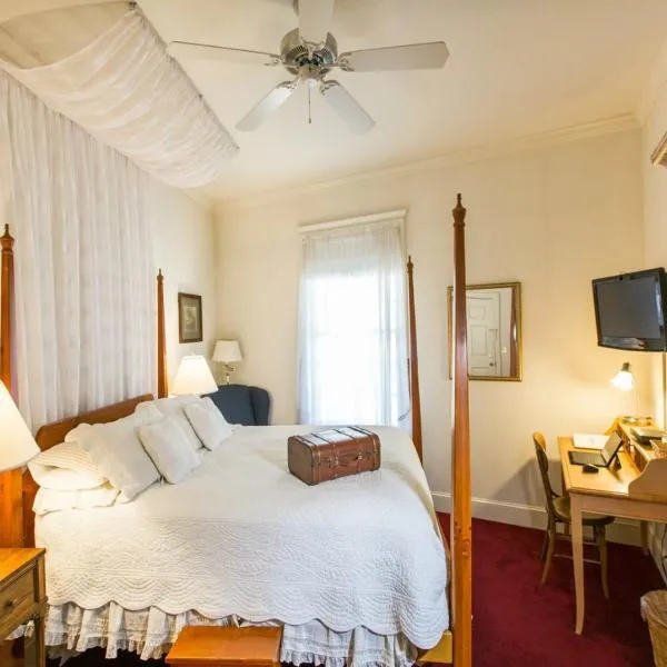 The Currier Inn, khách sạn ở Greeley