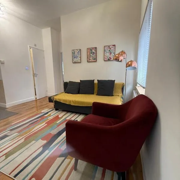 Central 2 bedrooms apartment, hotel in London