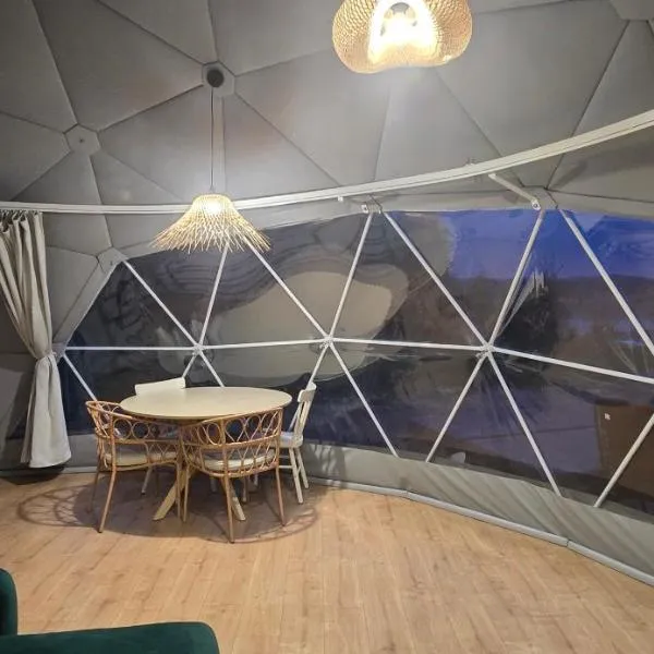 Aqua Glamp、Jaszczurowaのホテル