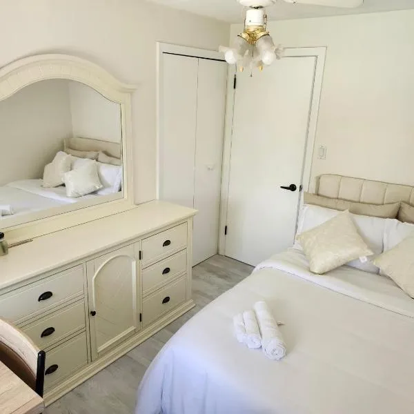 3Q Ltd, hotel in Hamilton