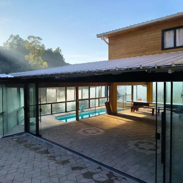 Chalet in Bom Princípio, hotel v destinaci Bom Princípio