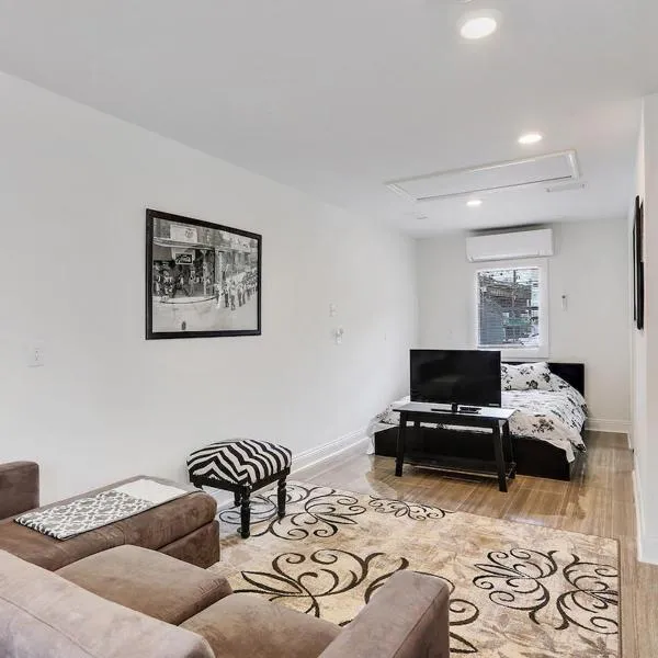 Cute Studio 7blocks from French Q steps to Jazz venues, free gated parking included, hôtel à La Nouvelle-Orléans