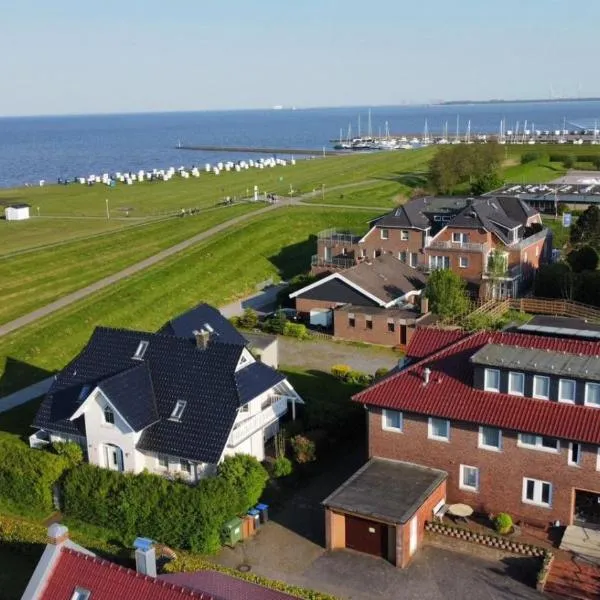 Deck 24 Noahs Appartement, hotel in Wangerland