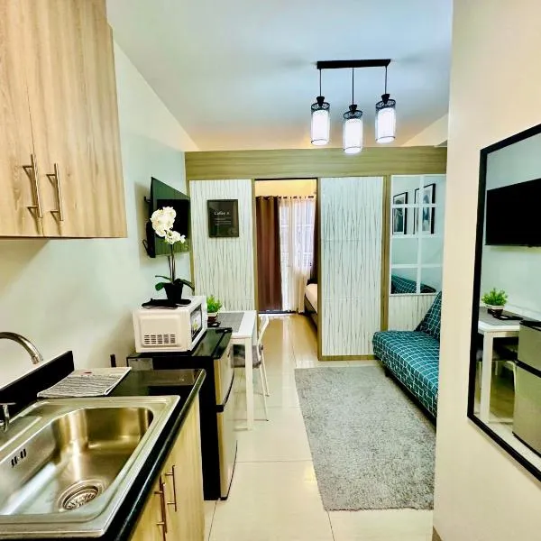 Shore Bliss Staycation MOA, ξενοδοχείο στη Μανίλα