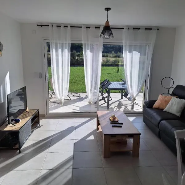 Le charme tranquille, Hotel in Neuville-sur-Seine