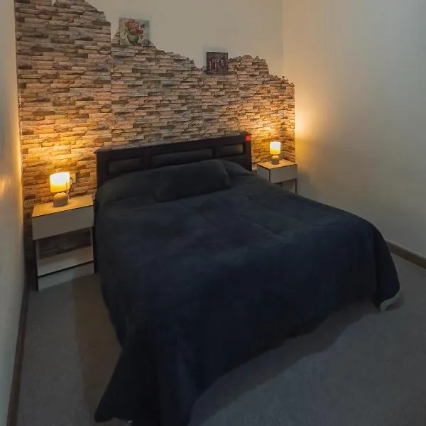 Hostal Antonella, hotel v destinaci Los Ángeles