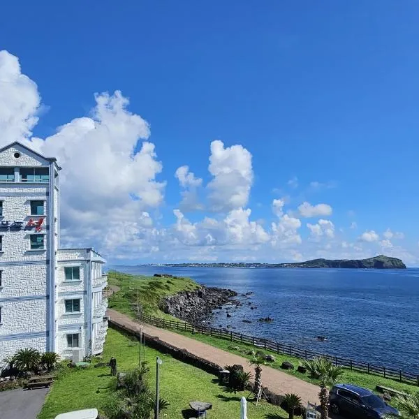 Sunrise Castle Pension, hotel in Seogwipo