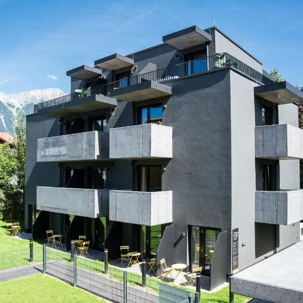 Blackhome Innsbruck Tivoli, hotel in Innsbruck