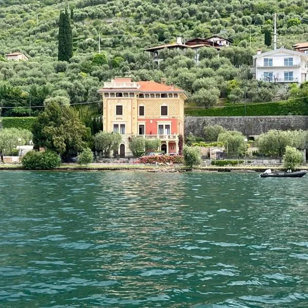 Villa Torre - Atmosfera Romantica, hôtel à Brenzone