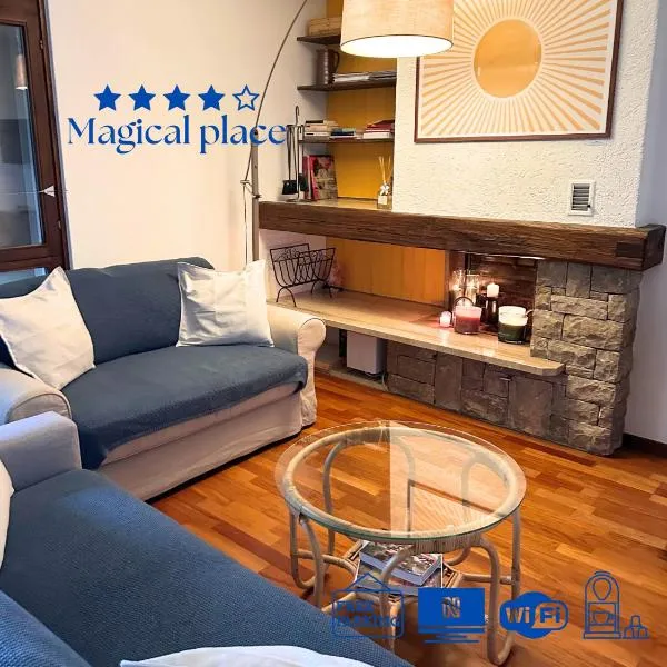 Luxury apartment with pool, hotell sihtkohas Collina d'Oro