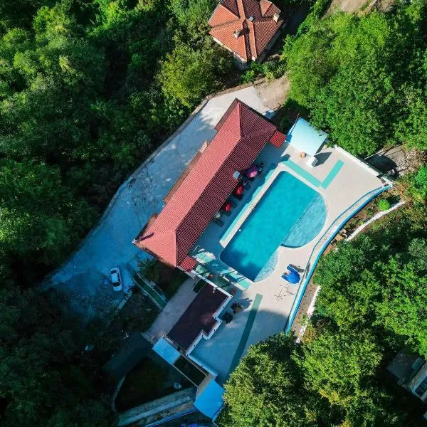 CANPOLAT Sapanca Hotel, hotel en Sapanca