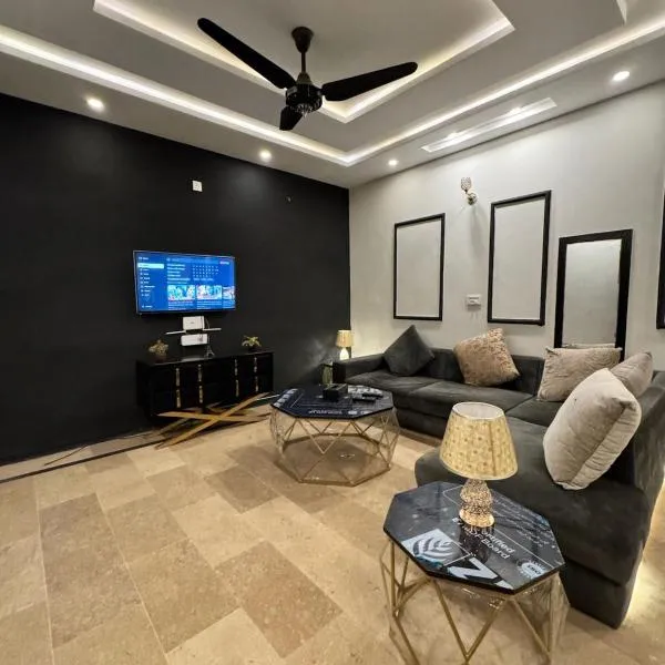 Capital Family Lodges Guest House, hôtel à Islamabad