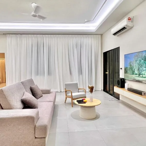 TheDOT261 Private Pool & Kids Pool Villa BRAND NEW A'Famosa Melaka, hotel v destinaci Kampong Pulau Sebang