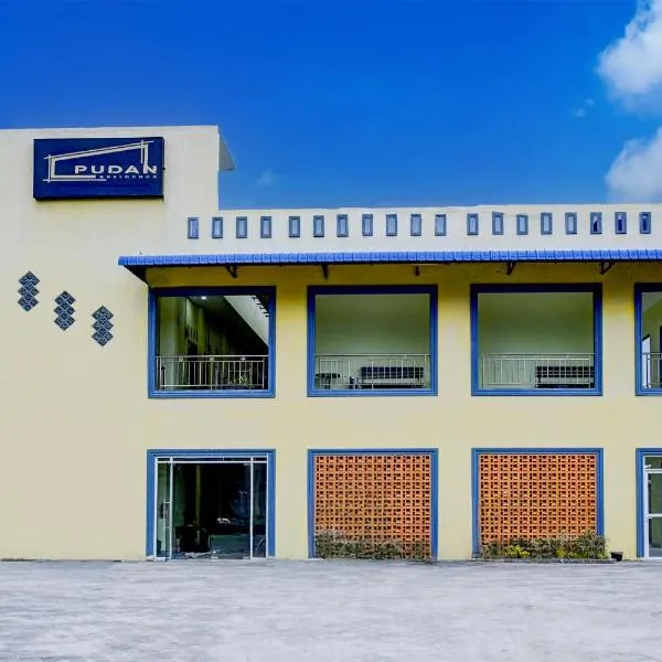 Hotel O Balige City Near Tugu Juara Monang, hotel u Baligeu