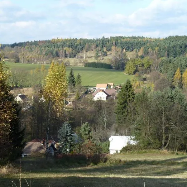 Vesnická chaloupka, hotel v Českém Rudolci