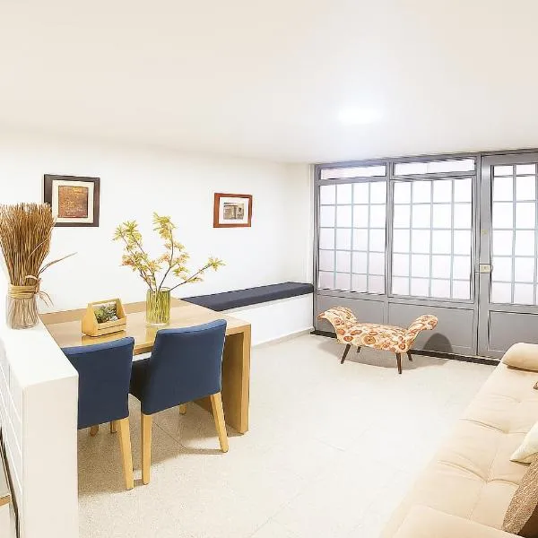loft cerca a laureles, WIFI, cerca metro y GUARDA EQUIPAJE GRATIS!!, hotel v destinaci Medellín