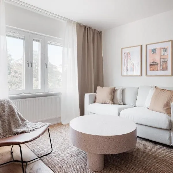 Modern flat in vibrant SoFo, hotel in Stockholm