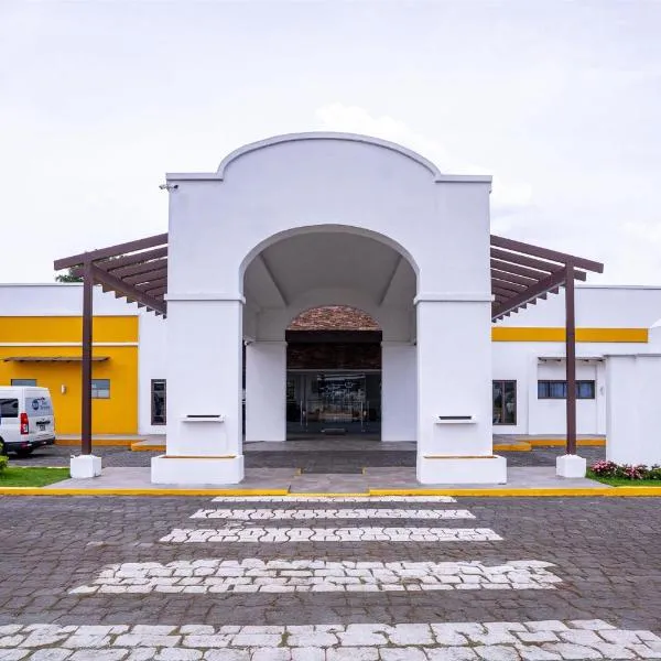 Best Western Las Mercedes Airport, hotel in Managua