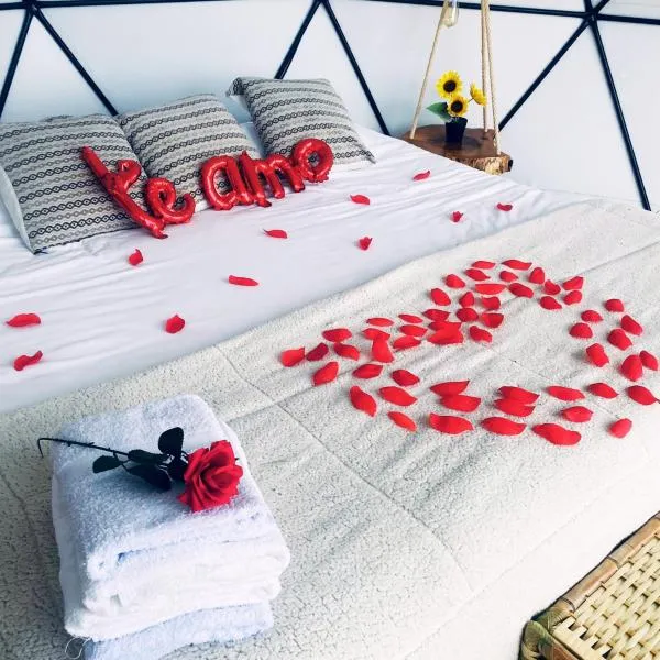 Glamping de lujo Jacuzzi, Sauna y Vista a la Montaña, Hotel in Suesca