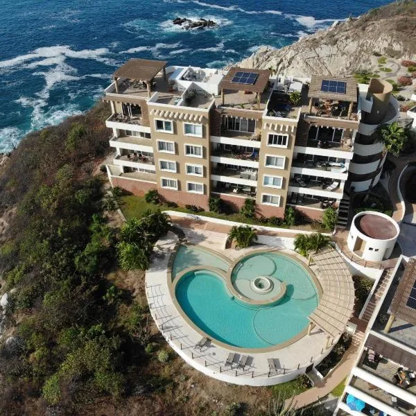 Oceanview Punta Arrocito Luxury Condo, Near Arrocito Beach, ξενοδοχείο σε Santa María Huatulco