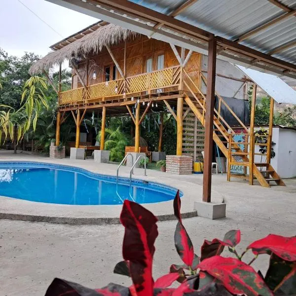 PiscinaCascolHostal, ξενοδοχείο σε Puerto López