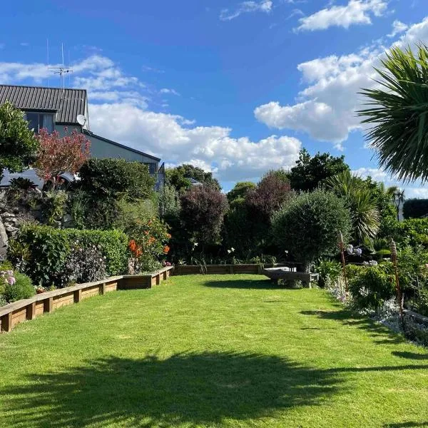 Otumoetai 2 bedroom, hotel in Tauranga