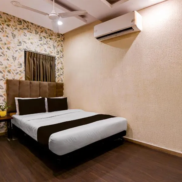 Super Townhouse Parkstreet Formerly Hotel Royal Garden, hotel in Ballygunge