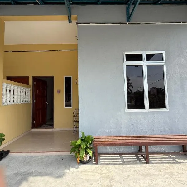 Homestay Senandung Mesra, hotel en Batu Pahat