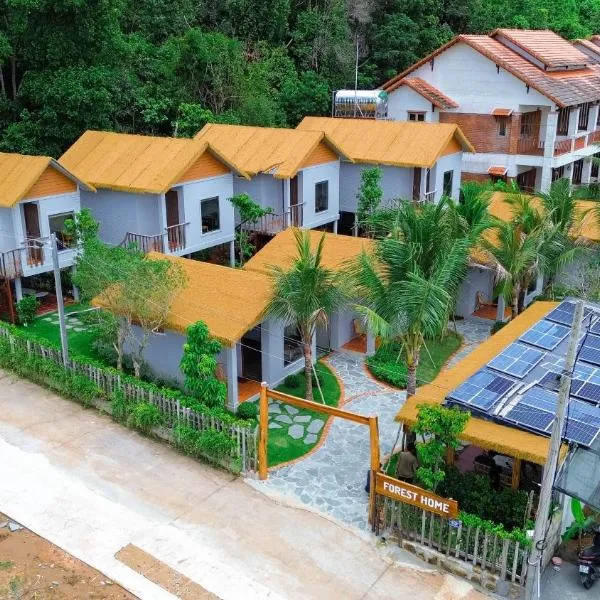 Forest Home Phu Quoc is located beside the forest and on a hillside, hotel sa Phu Quoc