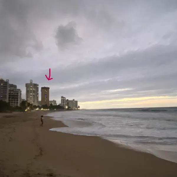 Condado Beach 2-Bedroom 2-Bathroom Apartment with Beachfront Pool, hotel din San Juan