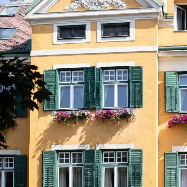 Hotel Bergwirt Schönbrunn, hotel in Vienna
