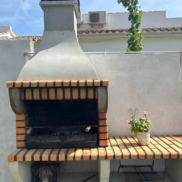 Chalet en Peñiscola urbanización font nova, ξενοδοχείο σε Peñíscola