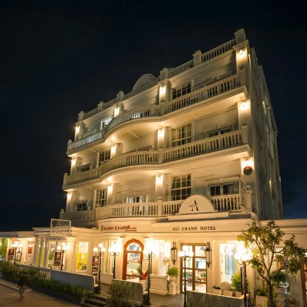 Ali Grand Hotel, hotel in Vientiane