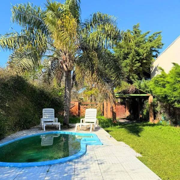 Casaquinta zona Aeropuerto Sauce Viejo, hôtel 