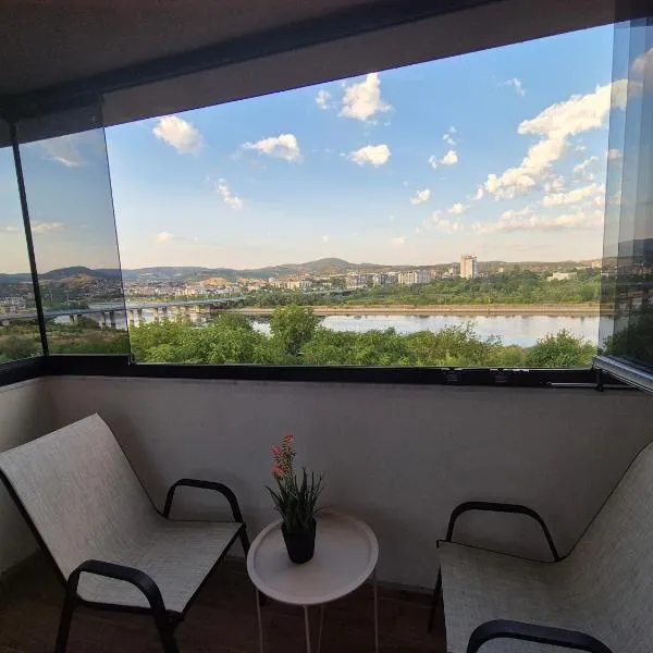 Riverside Panorama, hotel in Kŭrdzhali