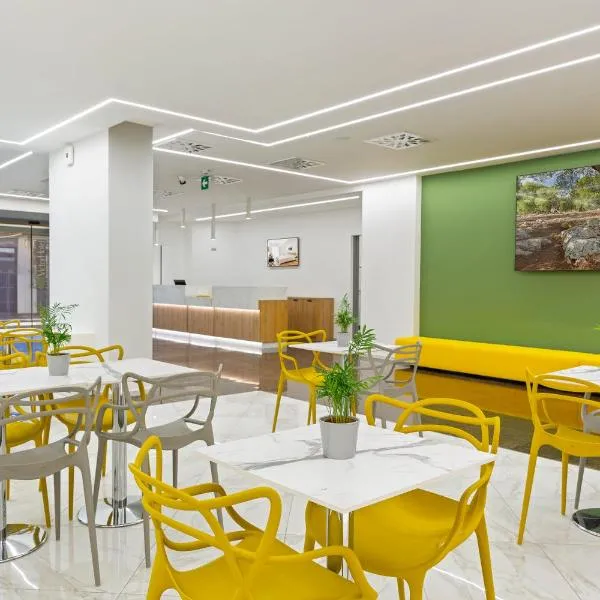 Victor Hotel، فندق في باري