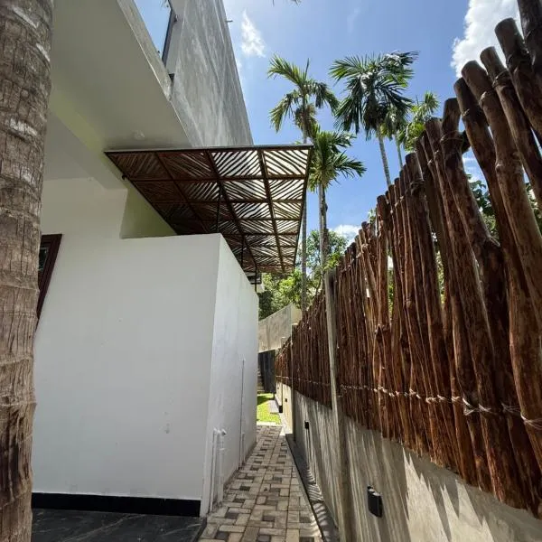 Soluna Residence, Hotel in Dikwella