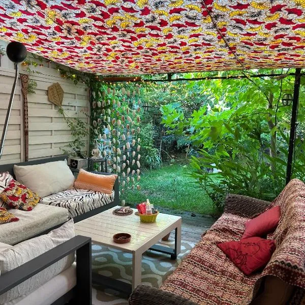 La Chambre Du Voyageur, hotel in Soustons