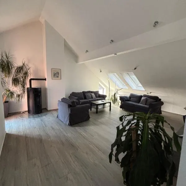 Ferienwohnung am Flughafen, hotel v destinaci Braunschweig