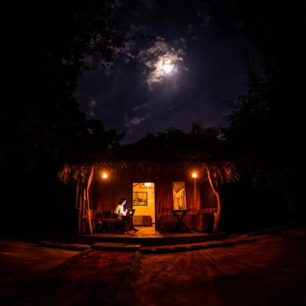 Safaria Lodge Wilpattu, hotel a Pahala Maragahawewa