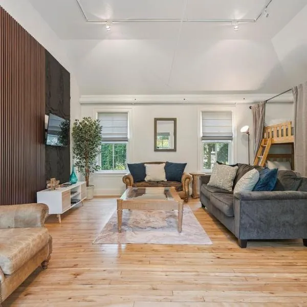 Niagara on the Lake Walkable Old Town Retreat, hotell i Niagara-on-the-Lake