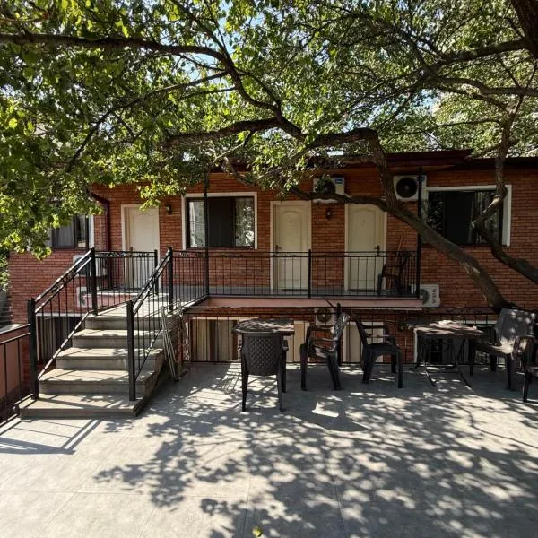 Emis Hotel, hotel en Tiflis