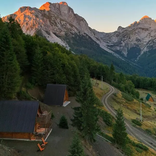 Komovi Luxury House, hotel in Andrijevica