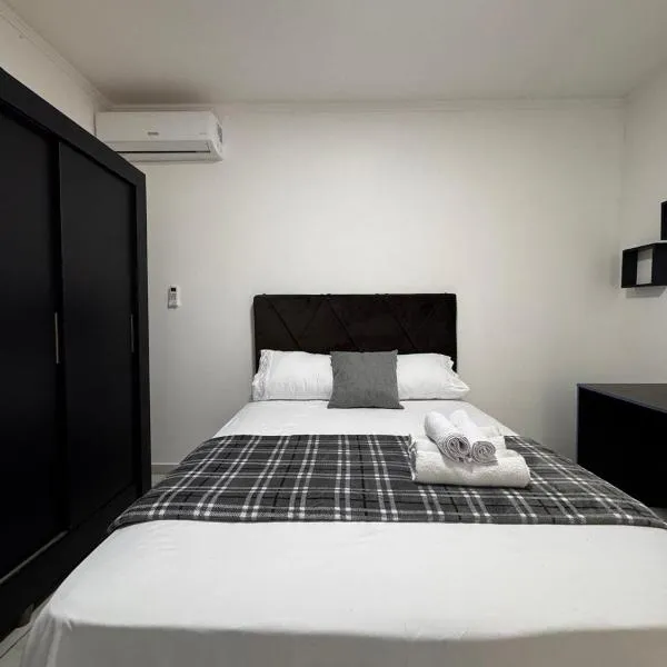 Apartamento nº03 No CENTRO de FOZ, hotel in Foz do Iguaçu