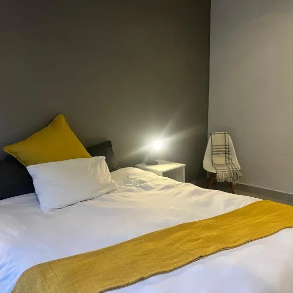 Casa Bravo - Cozy Traveller, hotel in Pretoria