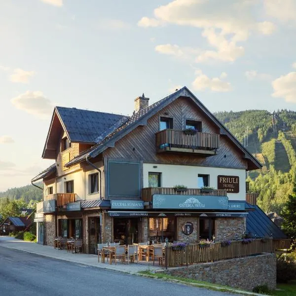 Hotel Friuli, hotell i Harrachov
